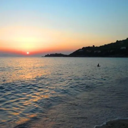 Villa Indipendent At Only 100 Mt. From The Beach