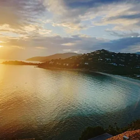 Indipendent At Only 100 Mt. From The Beach Torre delle Stelle
