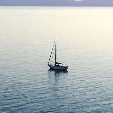 Indipendent At Only 100 Mt. From The Beach Villa Torre delle Stelle