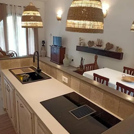 Villa Indipendent At Only 100 Mt. From The Beach