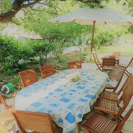 Villa Indipendent At Only 100 Mt. From The Beach *